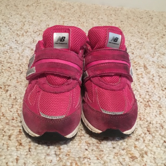 New Balance - Girl’s 990v4 Tennis Shoes - Picture 3 of 7